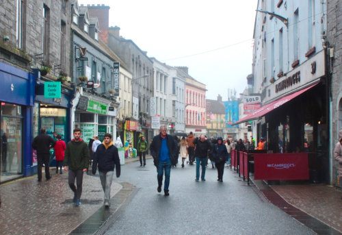 kierros Irlannin upeissa luontokohteissa