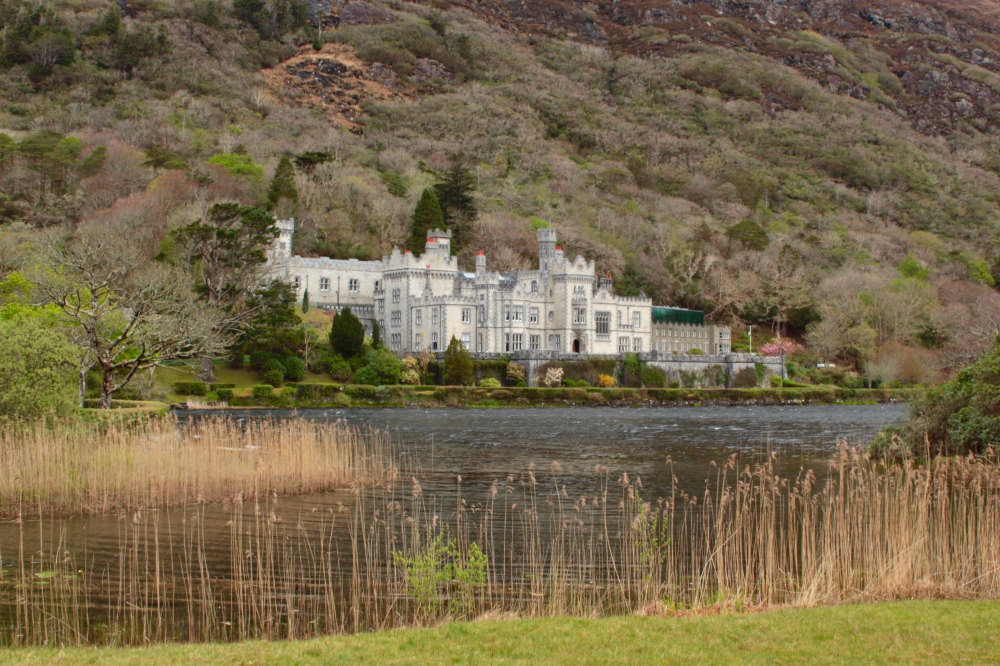 kiertomatka autolla Irlannin upeissa luontokohteissa